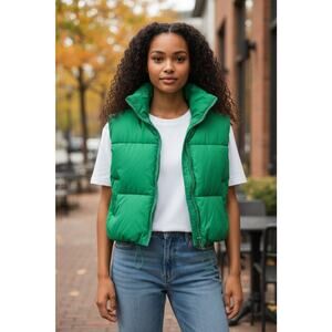Emerald Green Cropped Puffer Vest — High Neck, Drawstring Hem Streetwear Style S